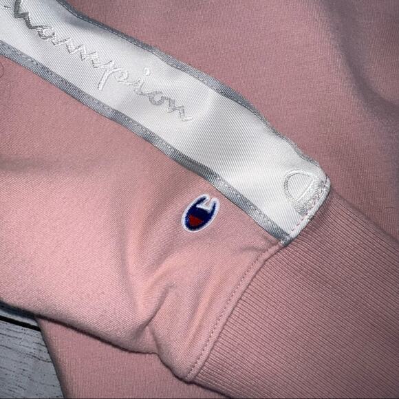 Champion Women's Heritage Crewneck Sweatshirt with Trim Pink Size XS - Picture 11 of 11
